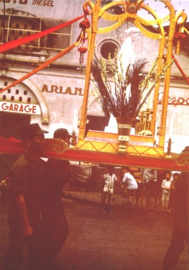 Processional ARVN Can Tho 1965 Photo by Robert Payette